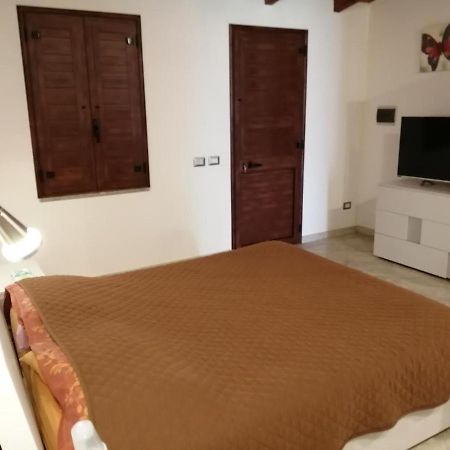Il Frutteto Bed & Breakfast Torre delle Stelle Exterior foto